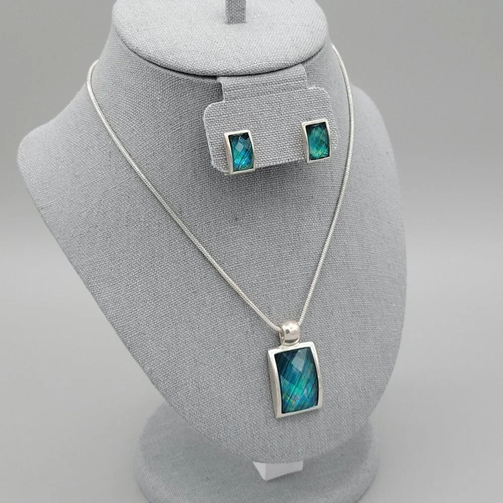 KC Blue Stone Rectangle Pendant Necklace Earrings Fashion Set Blue Silver Tone - Picture 2 of 12